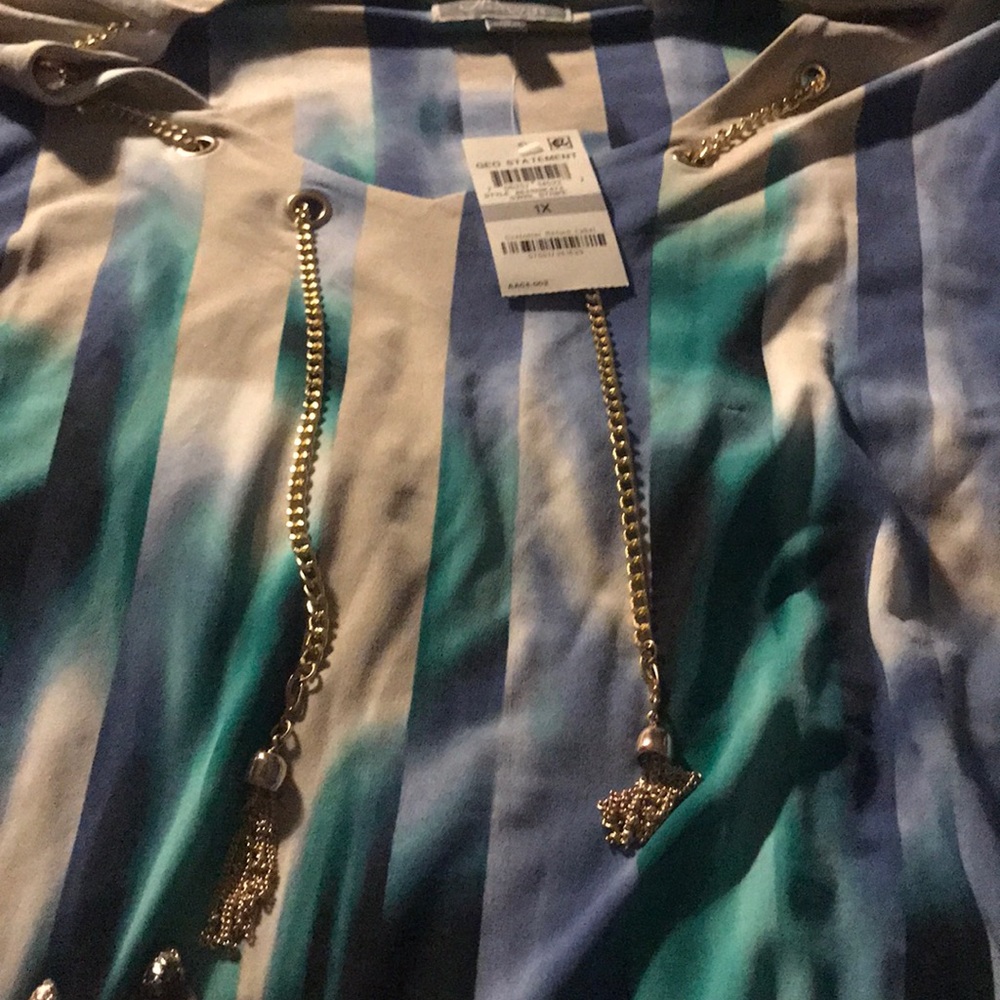 JM Collection Chain Tunic - Picture 3 of 6